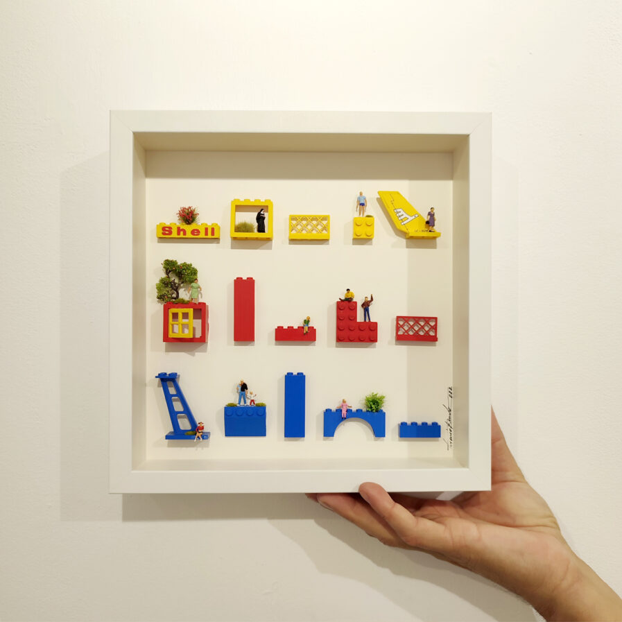artwork made with small models by antónio azevedo for the apaixonarte gallery